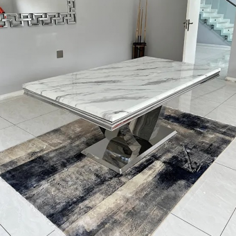 Dining Tables & Chairs